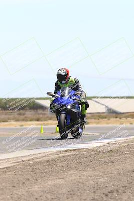 media/Aug-03-2025-TrackDaz (Sun) [[bf4a71acf9]]/C Group/1240pm (Wheelie Bump)/